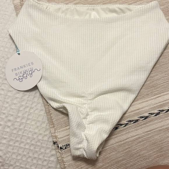 Frankie’s Bikinis x Gigi Hadid - Lucky Waffle Crop Top & Bottoms, Large - Picture 6 of 11